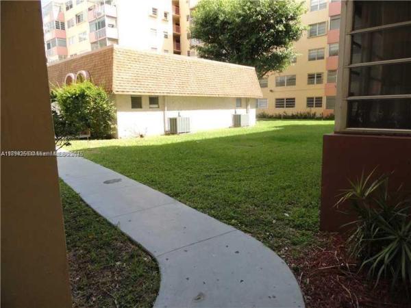 Three Seasons, 16410 Miami Dr #504, North Miami Beach, Florida 33162, image 1