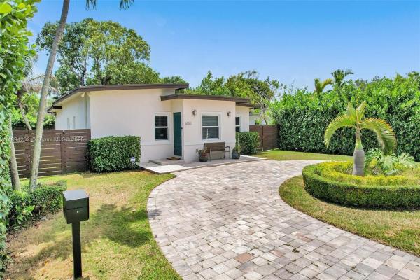 Grandview Park, 6550 SW 52nd Ter #-, South Miami, Florida 33155, image 1