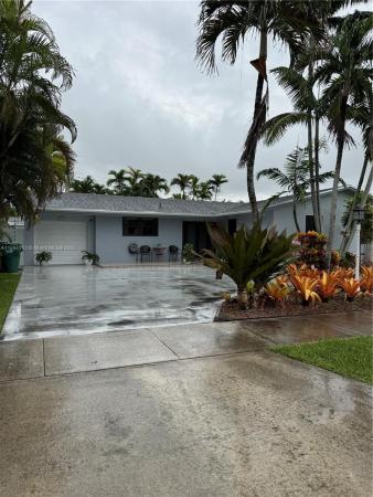 Lake Park, 8275 SW 47th Ter, Olympia Heights, Florida 33155, image 2