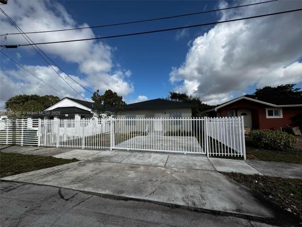 Unincorporated Dade County, Florida 33147, image 1