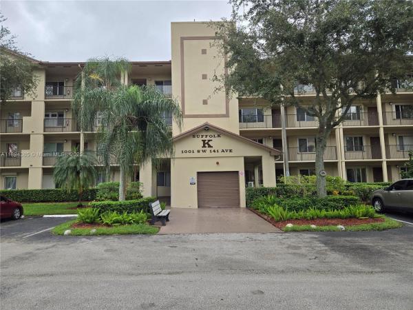 Suffolk At Century Village, 1001 SW 141st Ave #412K, Pembroke Pines, Florida 33027, image 1