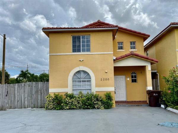 Galeria, 7211 W 24th Ave #2200, Hialeah, Florida 33016, image 1