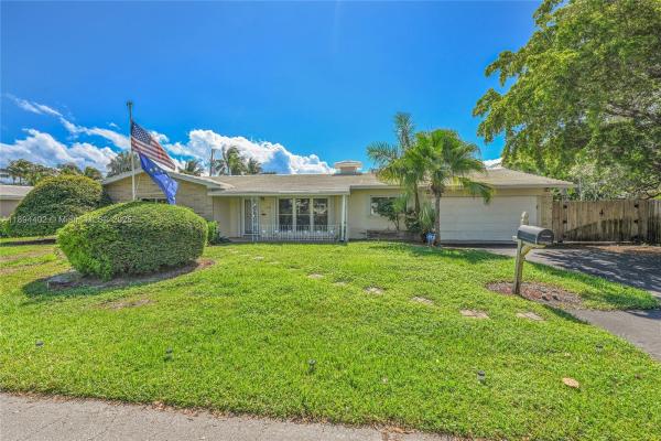 Palm Ridge, 2750 SE 3rd St, Pompano Beach, Florida 33062, image 1