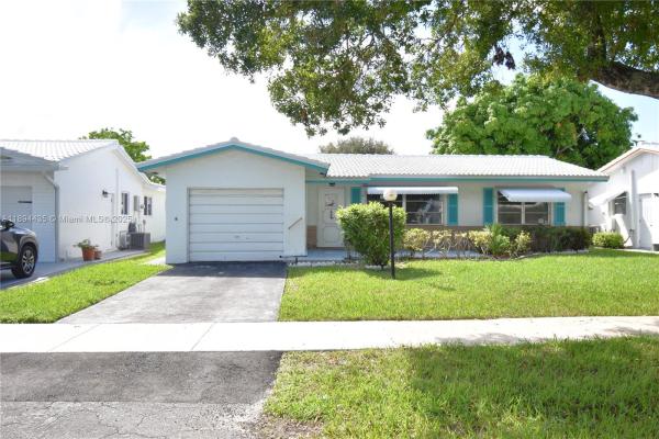Lauderdale West, 1301 Campaneli Dr, Plantation, Florida 33322, image 1