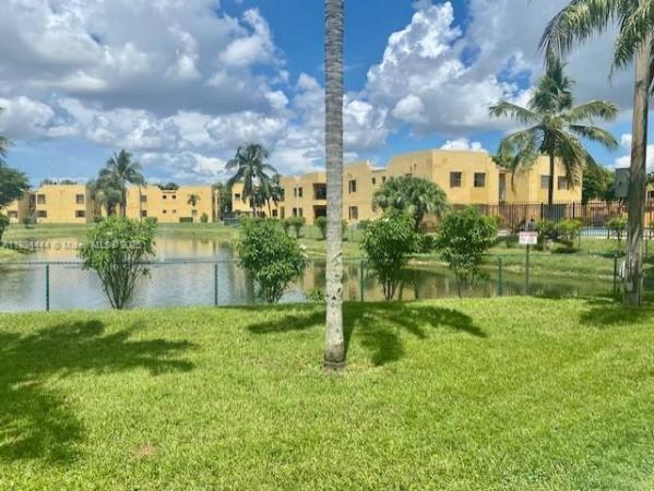 Soleil Lake, 550 NW 114 Ave #102, Sweetwater, Florida 33172, image 1