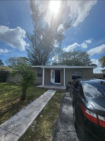 Lauderdale Manors, 1402 NW 13th Ct, Fort Lauderdale, Florida 33311, image 1