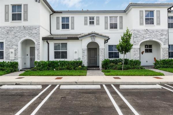 29254 SW 163rd Ct, Unincorporated Dade County, Florida 33033, image 1