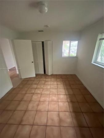 415 E 24th St #3, Hialeah, Florida 33013, image 1