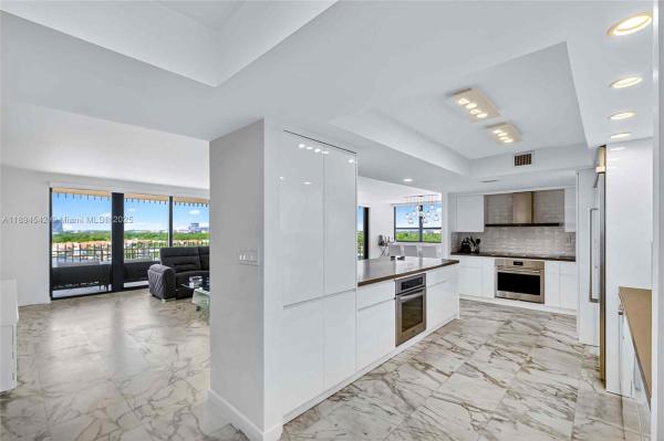 Grove Isle, 2 Grove Isle Dr B-1210 #B-1210, Miami, Florida 33133, image 1