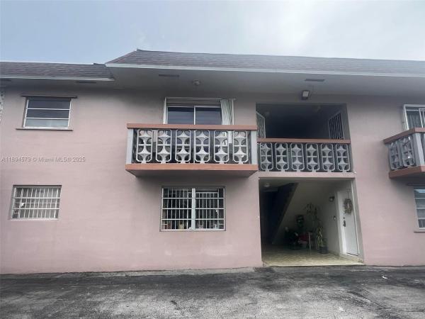 Varadero, 1250 W 26 Pl #208, Hialeah, Florida 33010, image 1