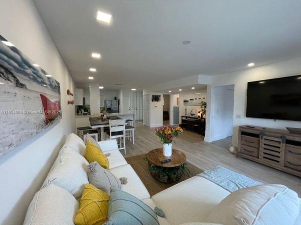 La Mar Breeze, 3944 NE 167th St #107, North Miami Beach, Florida 33160, image 1