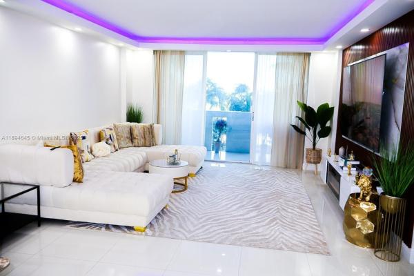 South Bay Club, 800 West Ave #426, Miami Beach, Florida 33139, image 1