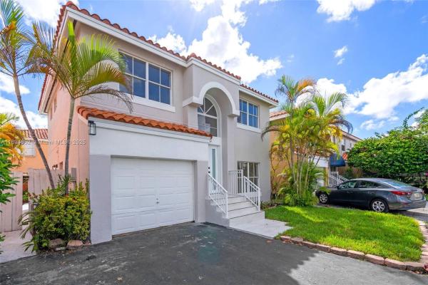 Galloway Lakes, 191 NW 85th Pl, Fountainebleau, Florida 33126, image 3