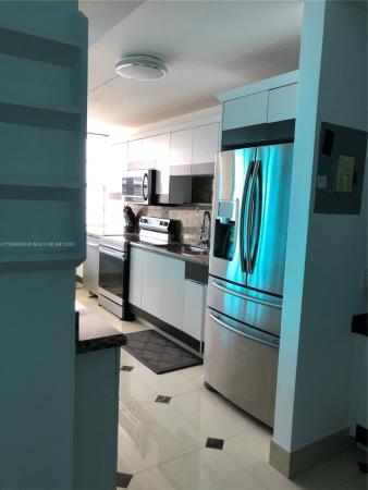 Del Prado, 18051 Biscayne Blvd #1501, Aventura, Florida 33160, image 3