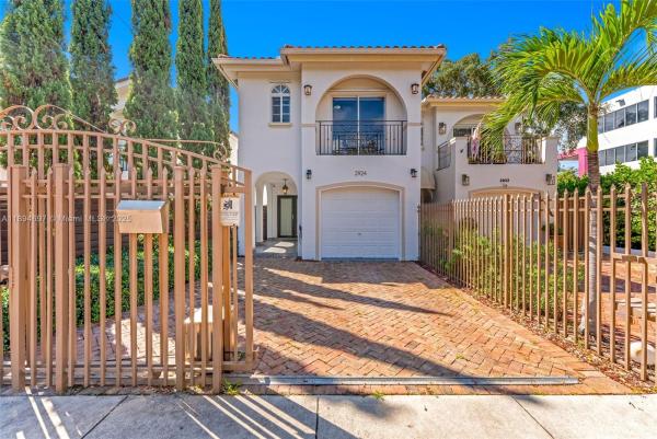 Bridgeport Grove, 2924 Bridgeport Ave #B, Miami, Florida 33133, image 3