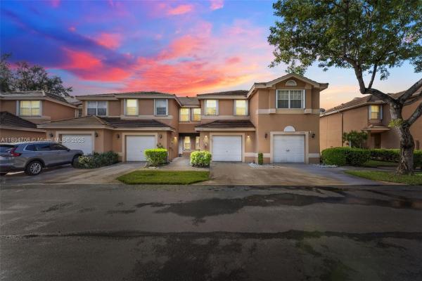 Cobblestone Walk, 10126 Royal Palm Blvd, Coral Springs, Florida 33065, image 1
