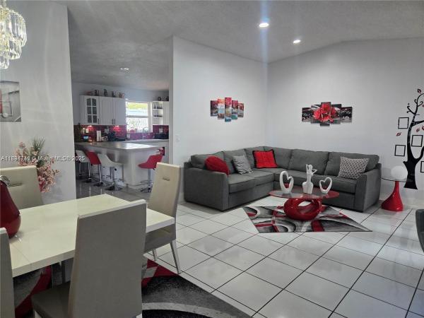 Lakes, 13061 SW 56th Ter, Kendale Lakes, Florida 33183, image 3