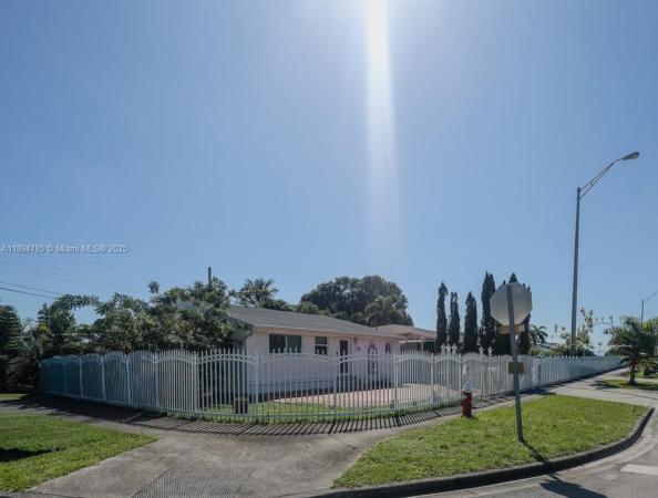 3495 W 2nd Ave, Hialeah, Florida 33012, image 1