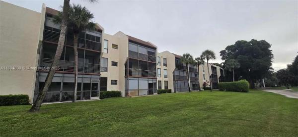 Concord Village, 8050 W Mcnab Rd #212, Tamarac, Florida 33321, image 1