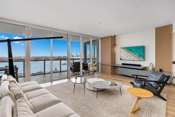 Icon South Beach, 450 Alton Rd #1603, Miami Beach, Florida 33139, image 1