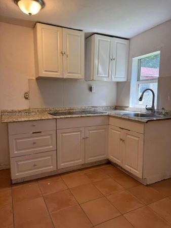 1030 NW 106th St, Miami, Florida 33150, image 1