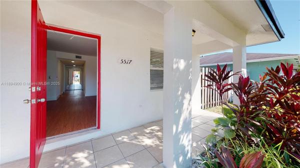 West Carver Ranches, Hollywood, Florida 33021, image 1