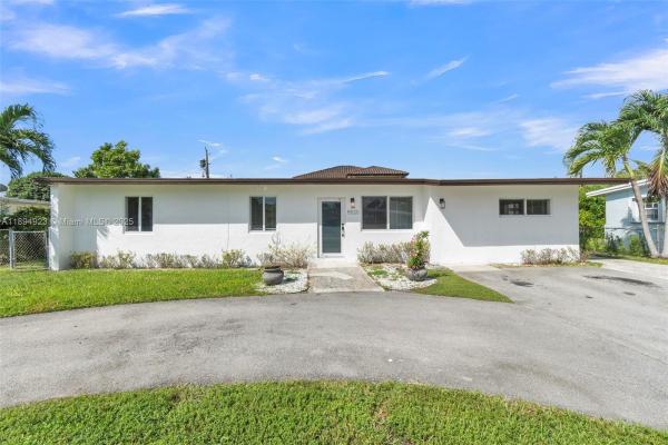 5520 SW 91st Ave, Unincorporated Dade County, Florida 33165, image 1