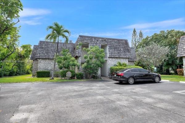 Oakland Shores, 3101 Oakland Shores Dr H-204 #H-204, Oakland Park, Florida 33309, image 1