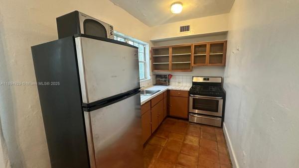 Palm Garden, 754 Meridian Ave #15, Miami Beach, Florida 33139, image 1