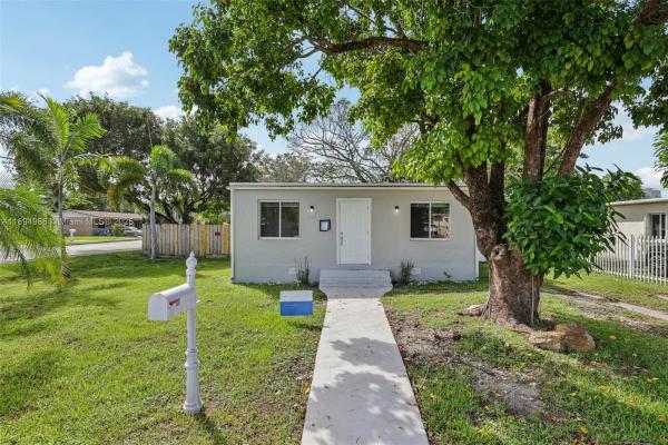 Stormproof, 5900 SW 63rd St, South Miami, Florida 33143, image 1