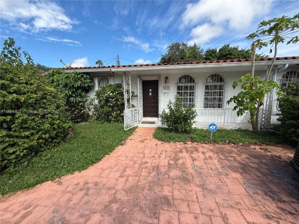 6235 SW 24th St, Unincorporated Dade County, Florida 33147, image 1