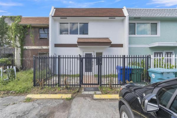 Culmer Villas, 508 NW 11th St #1, Miami, Florida 33136, image 1
