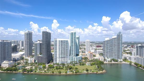 Quantum On The Bay, 1900 N Bayshore Dr #4019, Miami, Florida 33132, image 3