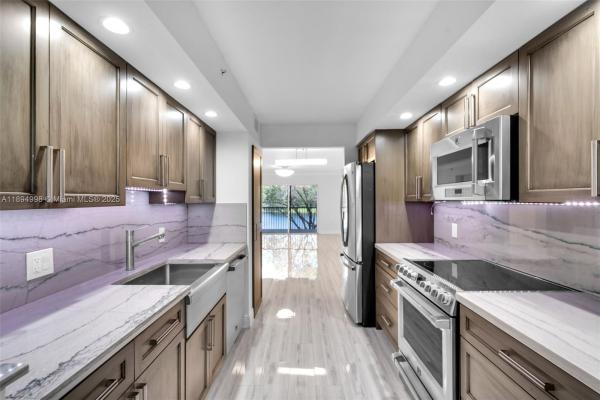 Suffolk At Century Village, 801 SW 141st Ave #210O, Pembroke Pines, Florida 33027, image 1