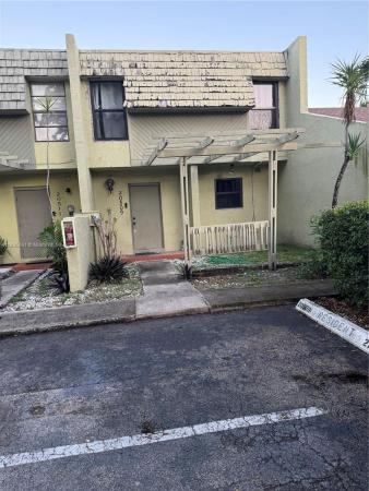 Country Club Villas Townhouses, Miami Gardens, Florida 33169, image 1