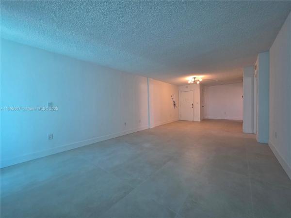 James Central Towers, 245 18th St #805, Miami Beach, Florida 33139, image 1