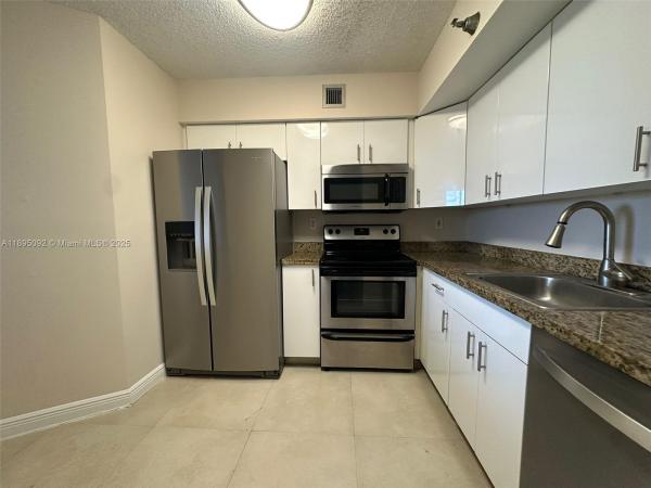 Parc Central Aventura South, 3300 NE 191st St #709, Aventura, Florida 33180, image 1