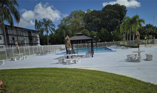 Hillcrest, 1201 Hillcrest Ct #302, Hollywood, Florida 33021, image 1