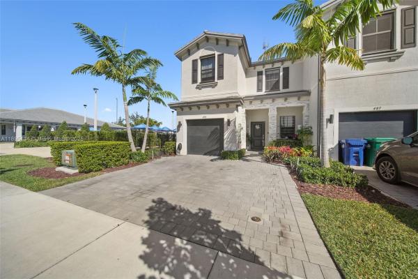 Viewpoint At Vista Lago, 493 NW 204th St, Miami Gardens, Florida 33169, image 3