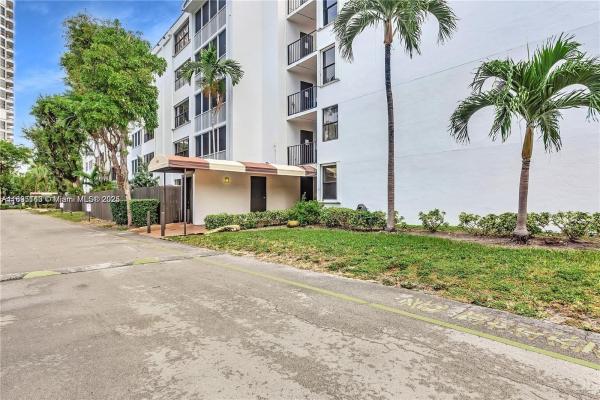 Southview At Aventura, 3440 NE 192nd St #2J-A, Aventura, Florida 33180, image 1
