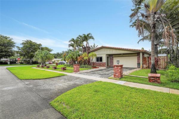 Hollywood Hills, 1518 Yale Dr 0, Hollywood, Florida 33021, image 1