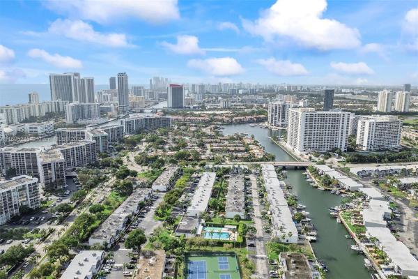 Venetian Park East, 712 NE 27th Ave 0, Hallandale Beach, Florida 33009, image 1