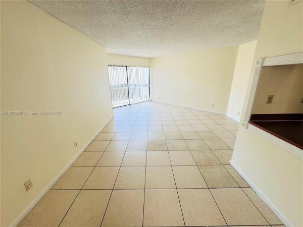Presidential Golfview, 1880 N Congress Ave #210, West Palm Beach, Florida 33401, image 1