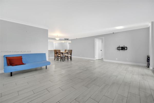 Rolling Hills Golf And Tennis Club, 3300 W Rolling Hills Cir #307, Davie, Florida 33328, image 2