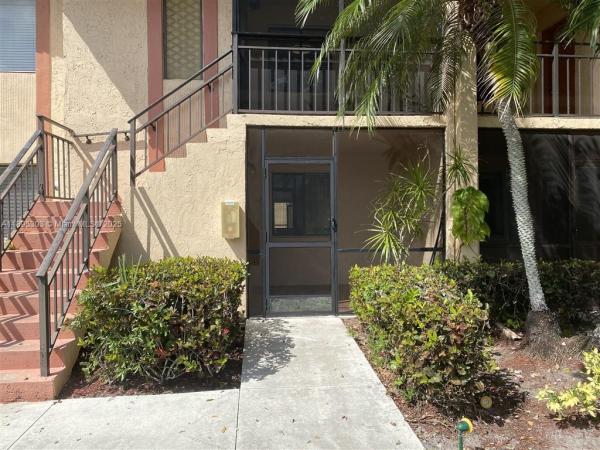 Racquet Club At Bonaventure, 158 Lakeview Dr #102, Weston, Florida 33326, image 1