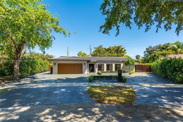 Loch Ness, 16511 Stonehaven Rd, Miami Lakes, Florida 33014, image 1