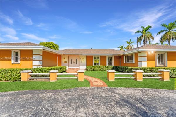Kendall Park Estates, 7205 SW 109th Ter, Pinecrest, Florida 33156, image 3