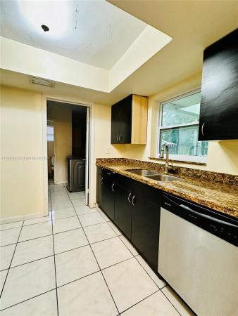 Atlanta Lake, 2900 N 73rd Ave, Hollywood, Florida 33024, image 3