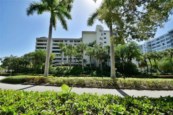 Ocean Lane Plaza, 170 Ocean Lane Dr #311, Key Biscayne, Florida 33149, image 1