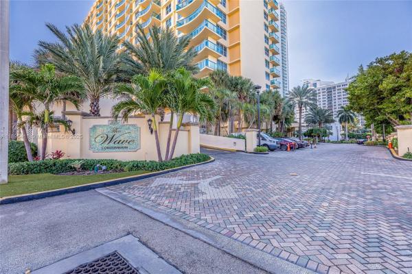 The Wave, 2501 S Ocean Dr #439, Hollywood, Florida 33019, image 1